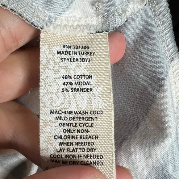 NWOT Soft Surroundings V-Neck Stripe Midi Dress Asymmetrical Hem Puff Sleeve PM - Picture 8 of 10